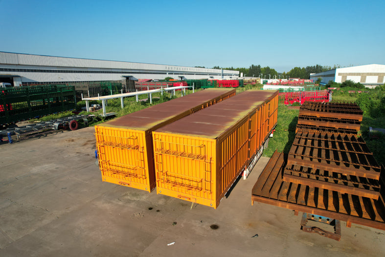 Box type transport semi-trailer