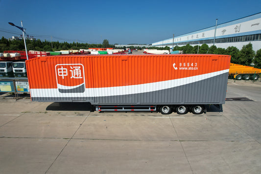 Box type transport semi-trailer
