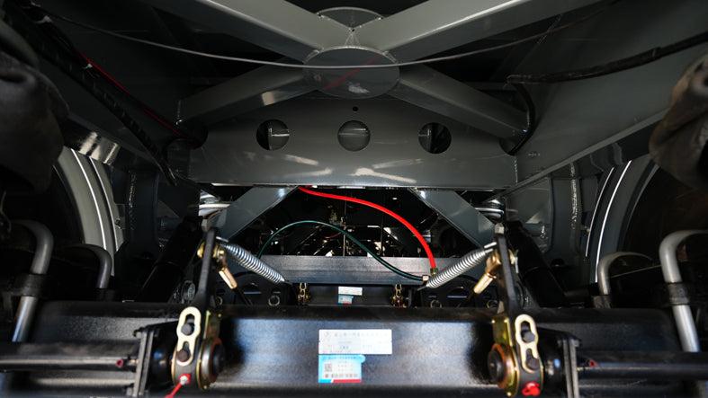 Heavy duty rear dump semi-trailer