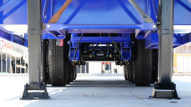 Heavy duty flatbed transport semi-trailer