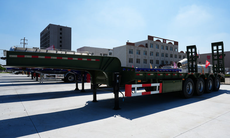 Heavy duty low flatbed transport semi-trailer
