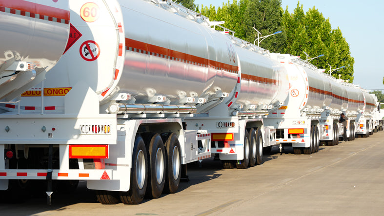 Flammable liquid tank transport semi-trailer